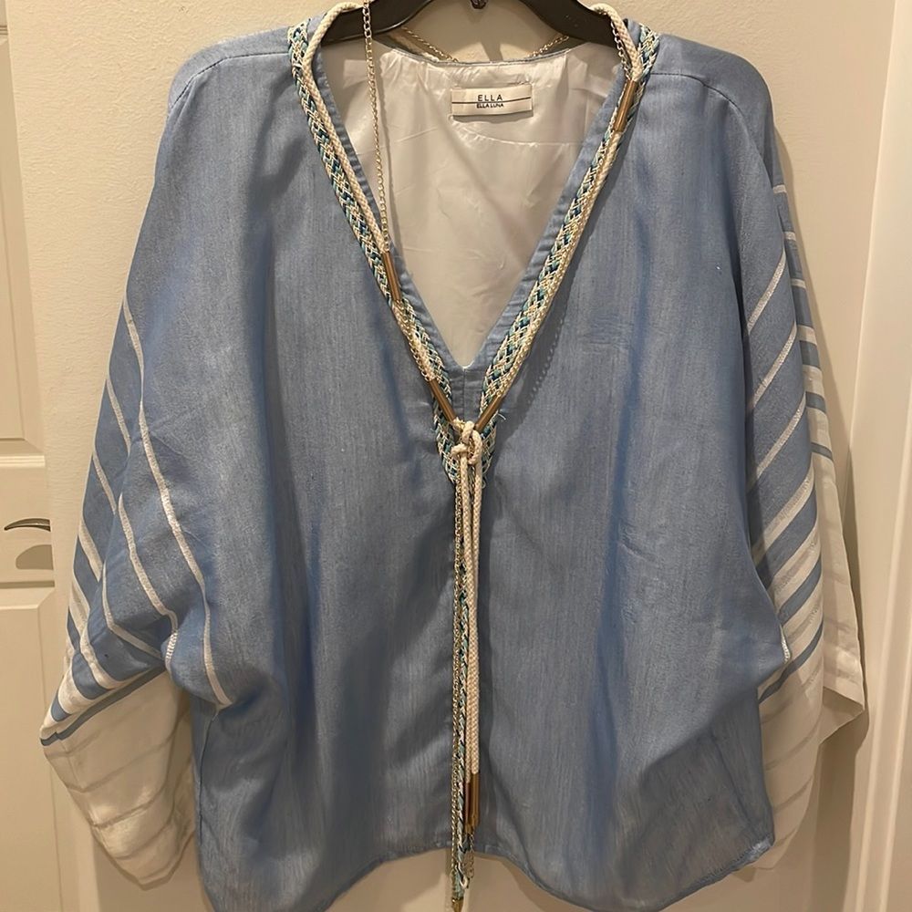 Ella Luna Ella silk Top baby blue/ metallic size medium